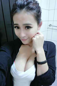 绀野理莉