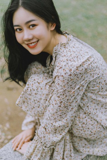 《小雪奶水涨叫公吸》
